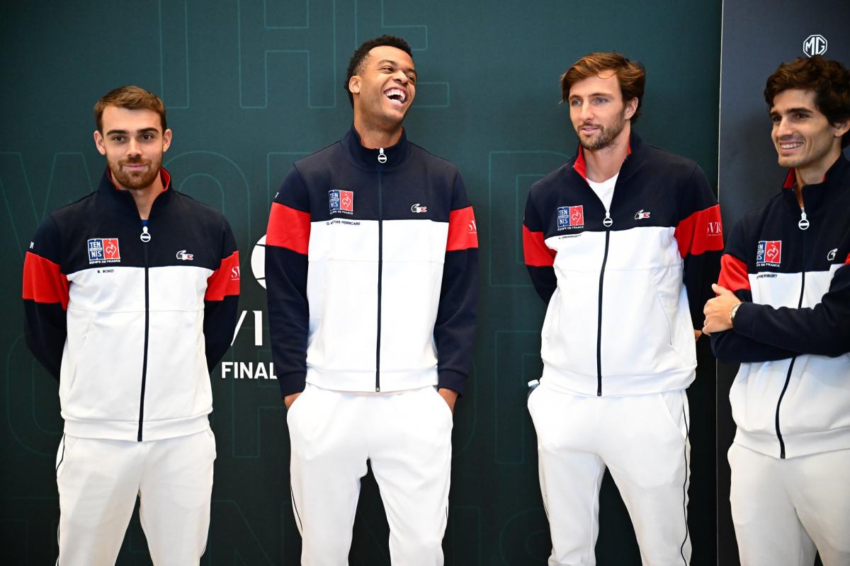 découvrez la coupe prestbury, une compétition célèbre qui réunit chaque année les meilleurs talents dans une ambiance sportive et festive.