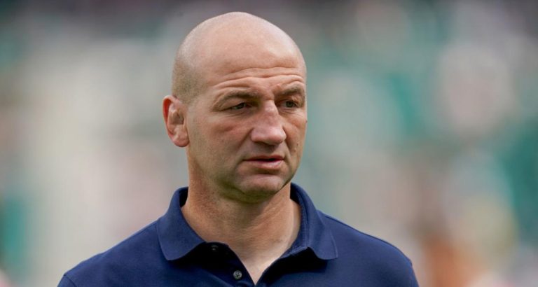 découvrez l'analyse de la sélection de steve borthwick et les défis rencontrés par l'équipe anglaise dans cette période de détresse.